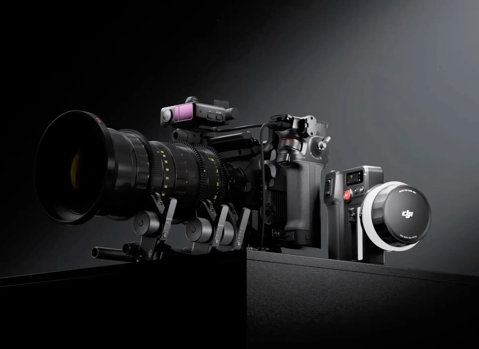 DJI Focus Pro Complet (avec transmission) - Photo 3 sur 3
