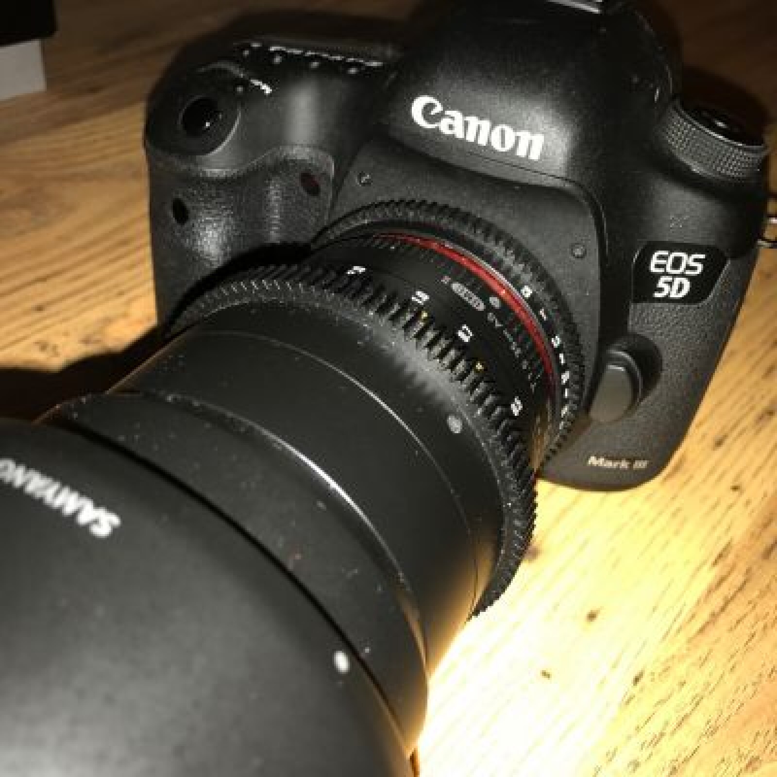 5D Mark III + 35 mm Samyang - Photo 1 sur 3