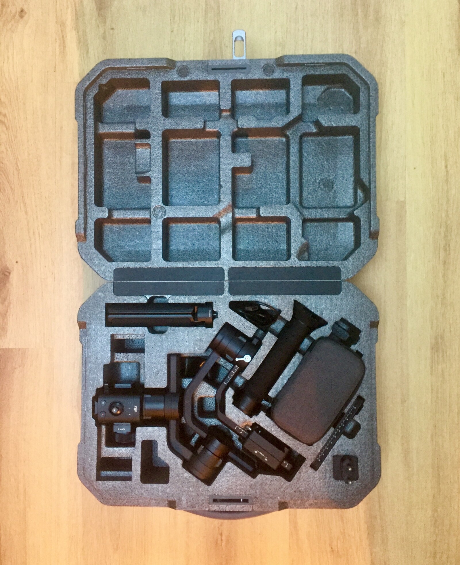 DJI Ronin-S - Photo 1 sur 2