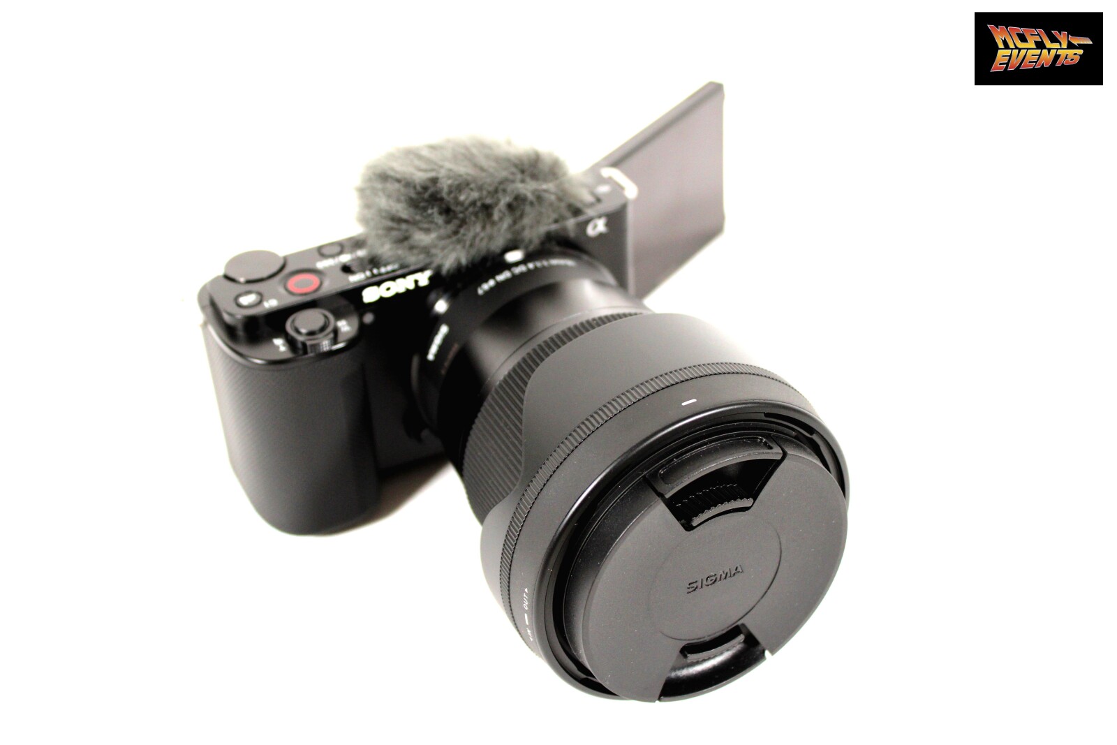Sony ZV E10 + 2 Objectifs + 3 batteries + Carte SD - Photo 4 sur 5