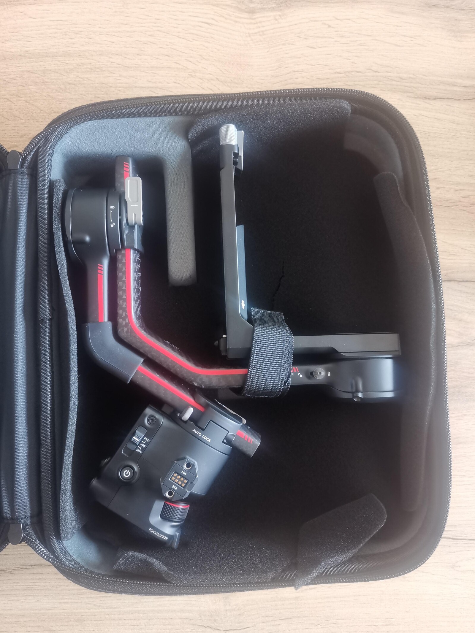 DJI RS3 Pro Combo - Photo 2 sur 3