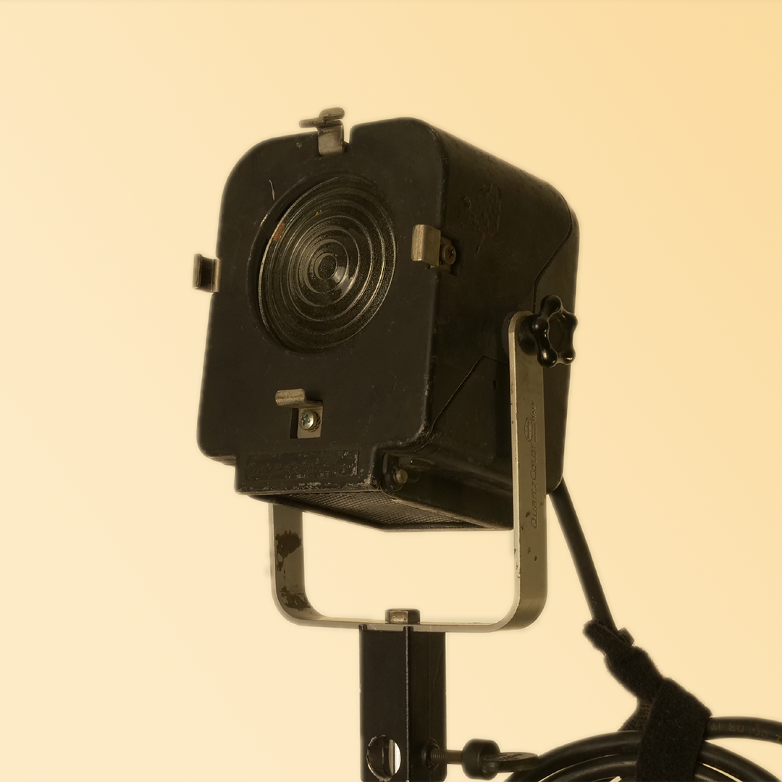 Projecteur fresnel - Mizar 300/500W - Photo 1 sur 1