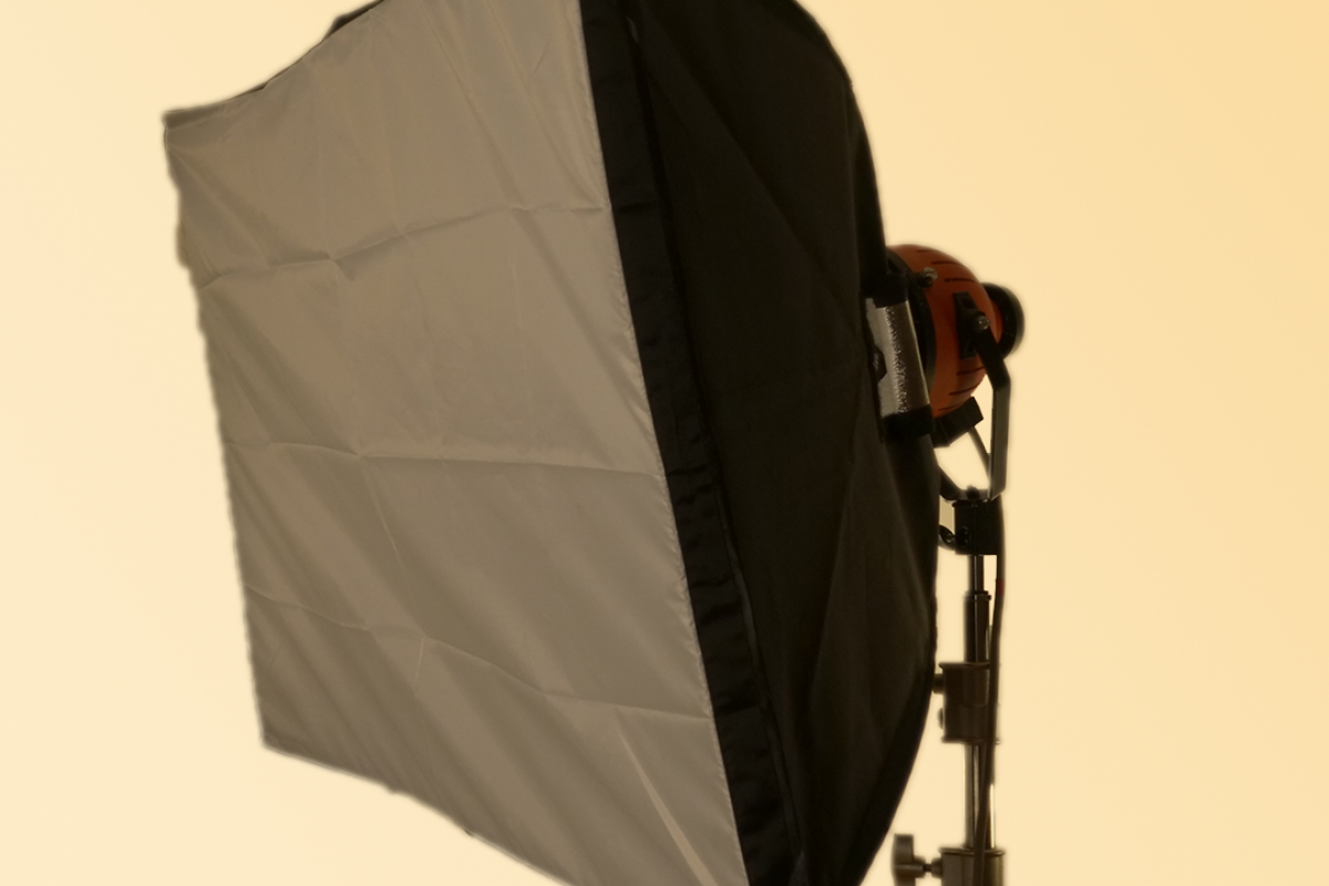 Location Softbox avec speedring pour mandarine - Lightyshare