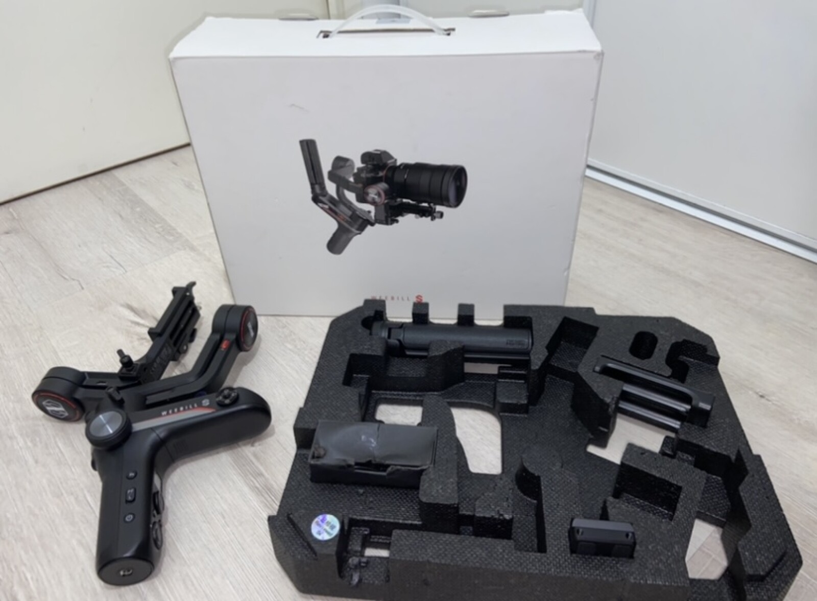 Stabilisateur Zhiyun WeebillS - Photo 1 sur 1