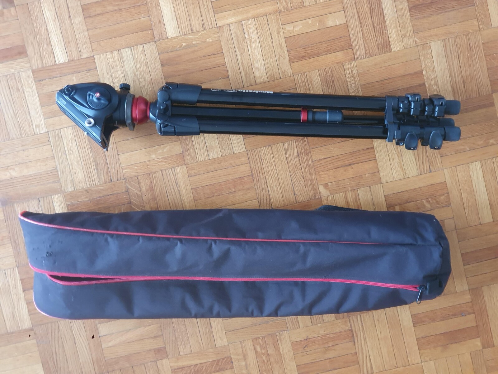 Trepied Manfrotto 755XB + Tete MVH500AH - Photo 1 sur 2