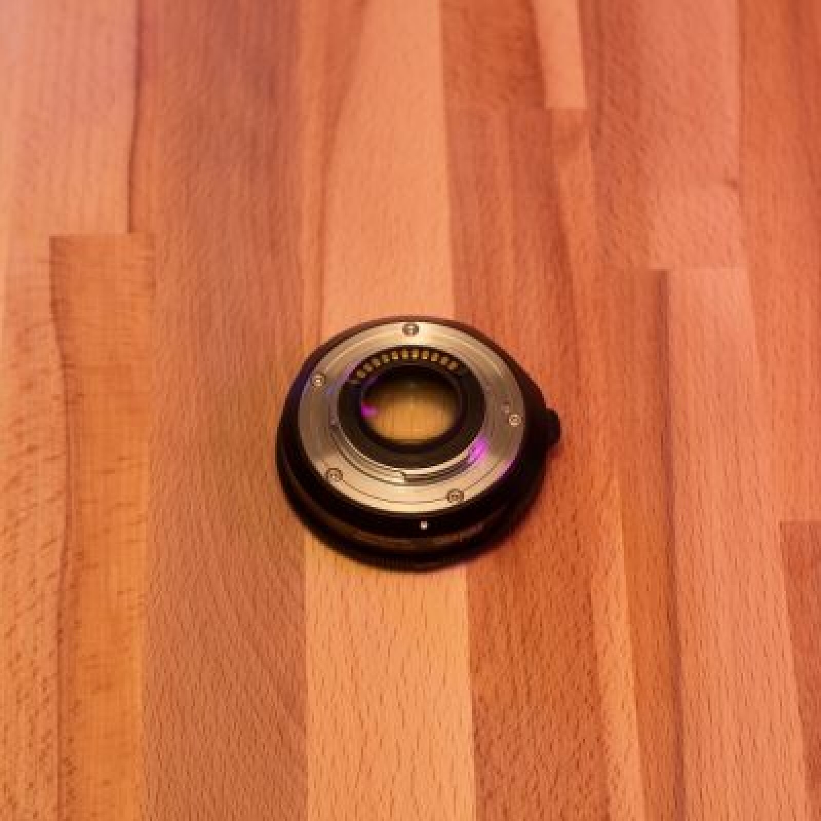Adaptateur Speedbooster Canon EF vers Micro 4/3 x0,71 - Photo 2 sur 2