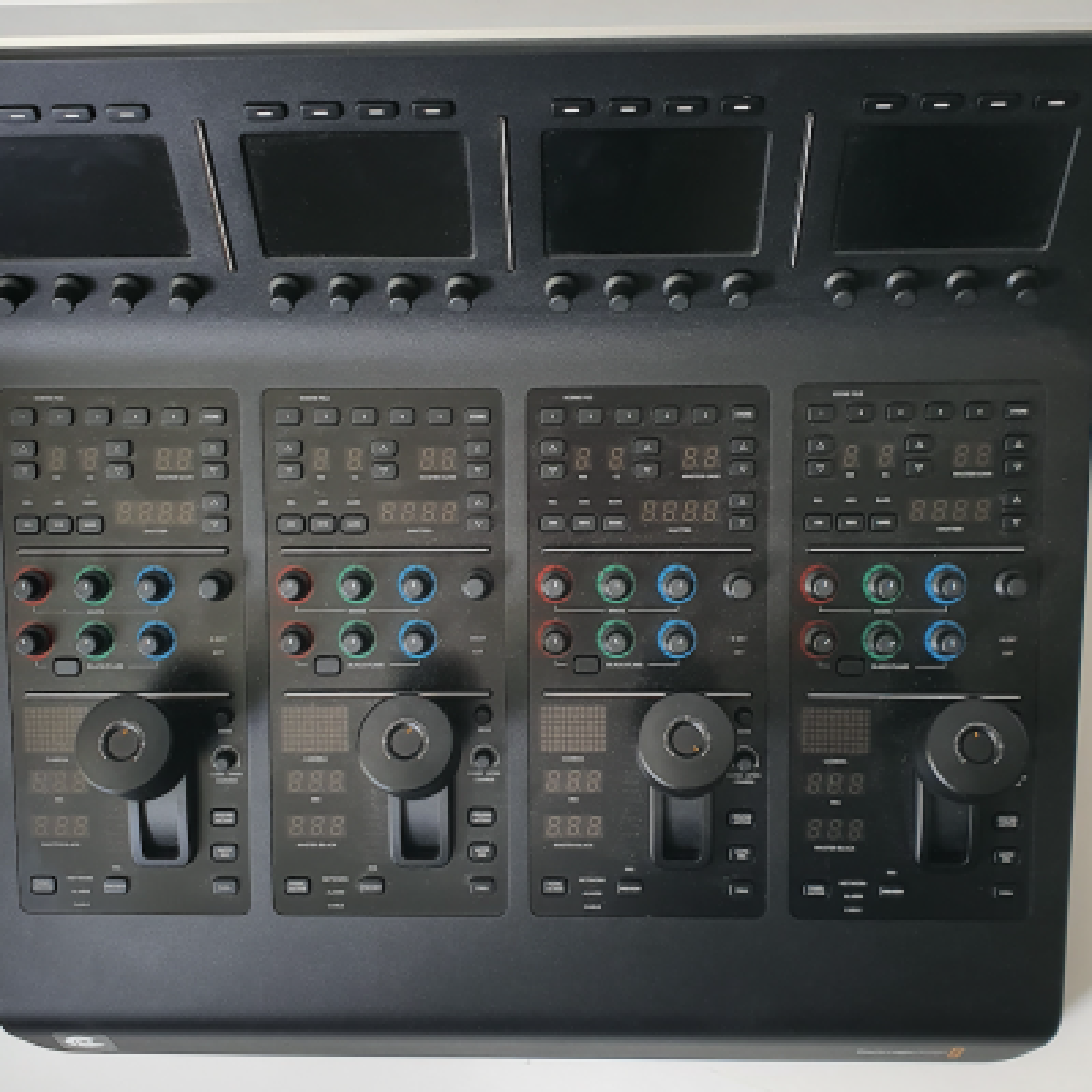 Blackmagic design ATEM caméra control panel - Photo 2 sur 2
