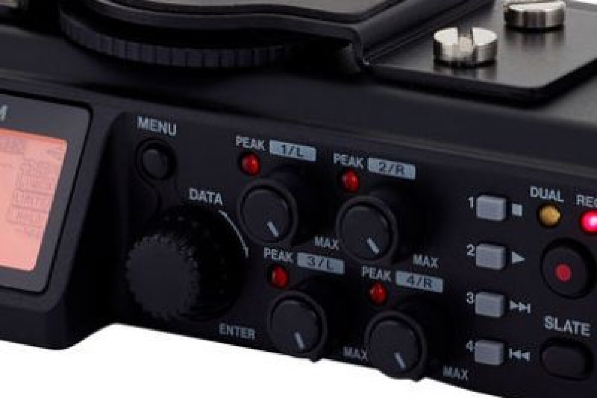 Location Enregistreur 4 pistes TASCAM DR-70D - Lightyshare
