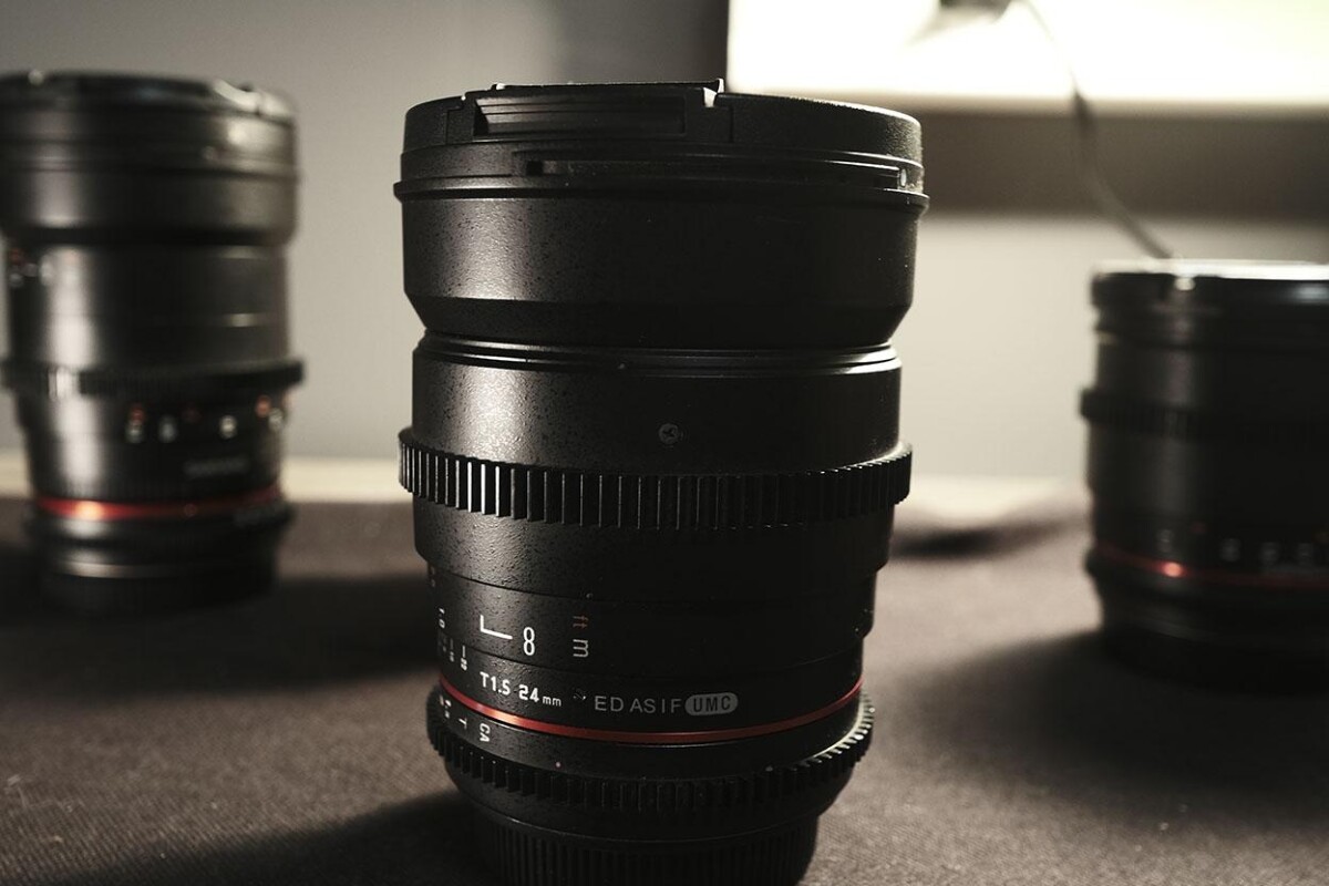 Location Samyang 24mm T1.5 VDSLR Canon EF - Lightyshare