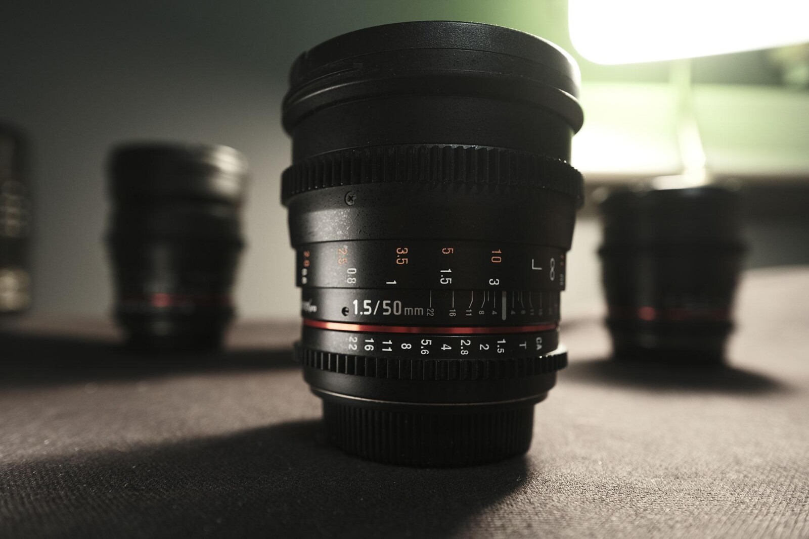Set optique Samyang VDSLR monture Canon EF (24 / 35 / 50 / 85mm) - Photo 4 sur 5