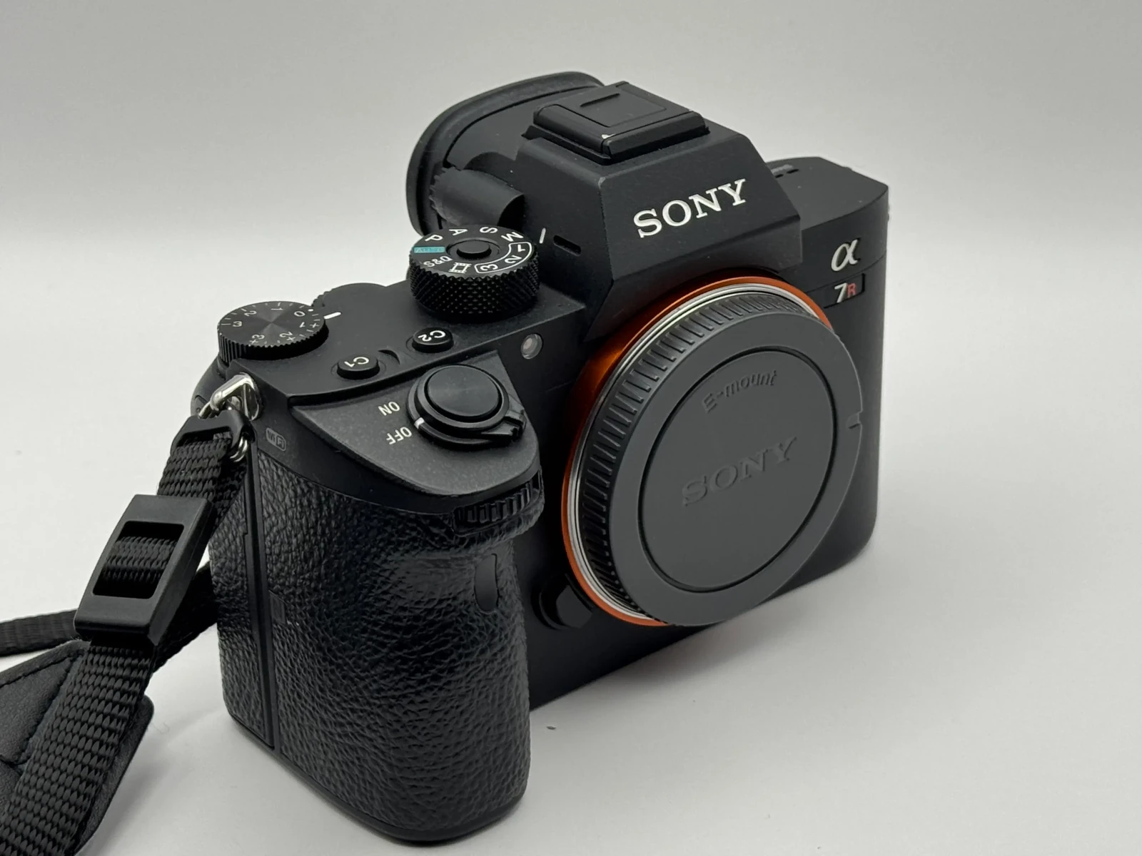 Sony Alpha 7R III (A7R3) - Photo 2 sur 3