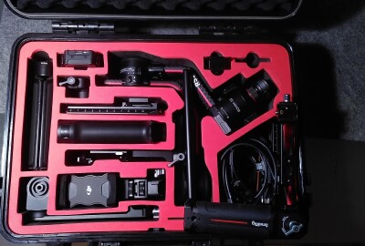Location DJI - RS 2 Pro combo + poignée Small Rig