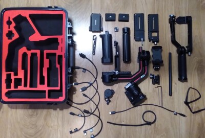 Location DJI - RS 2 Pro combo + poignée Small Rig
