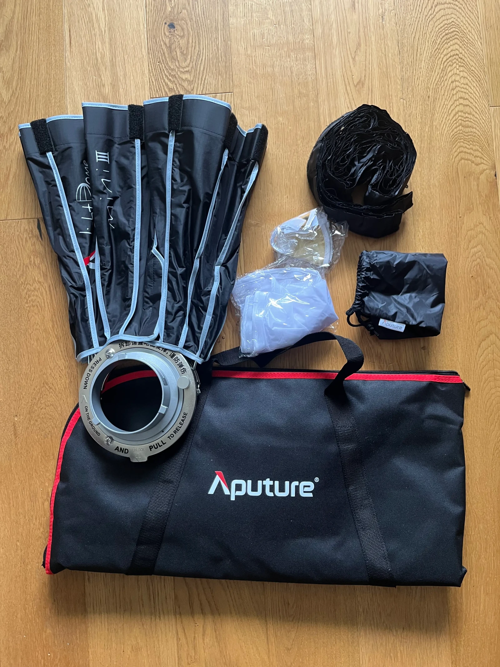 Aputure Light Dome Mini III - Photo 1 sur 3