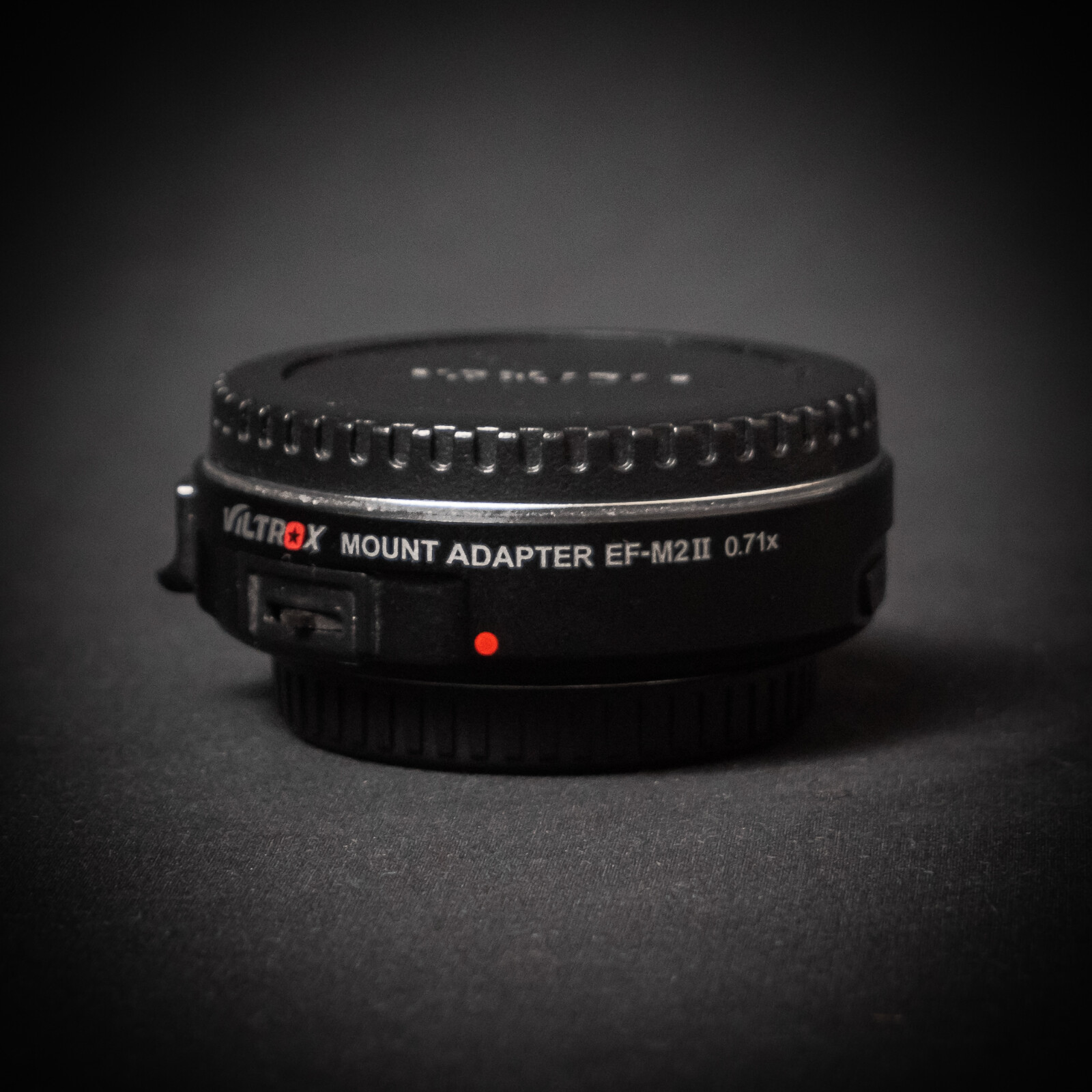Viltrox Bague d'adaptation EF-M4:3 II x0.71 - Photo 1 sur 1