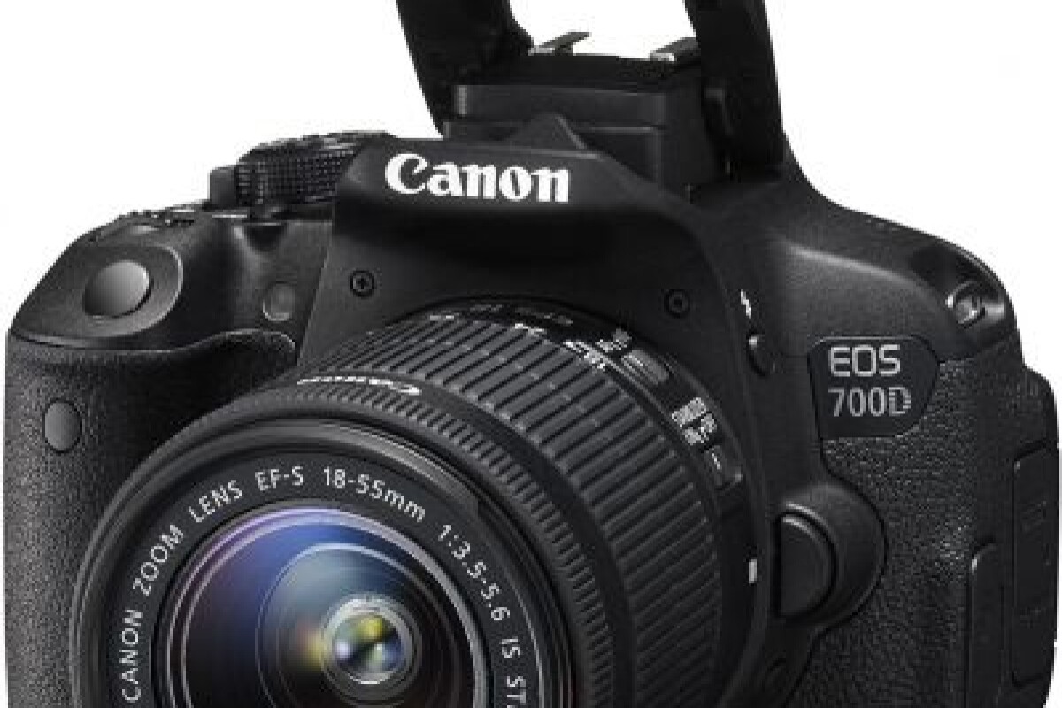 Location CANON 700D + Objectif 18-55mm - Lightyshare