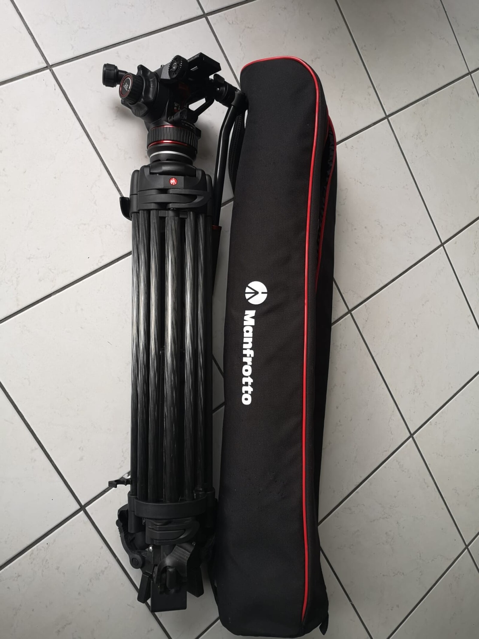 BlackMagic Ursa mini pro 4.6k G2 - Photo 5 sur 6