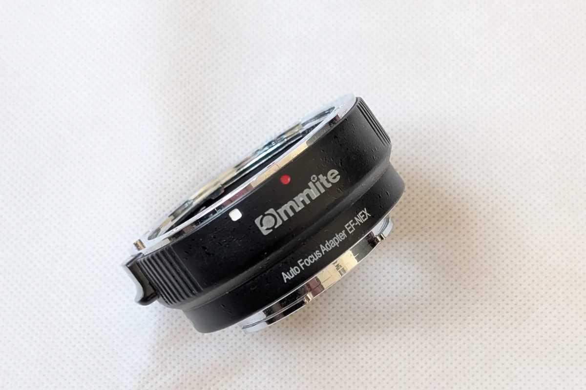 Location Commlite AF Adapter EF-NEX - Lightyshare