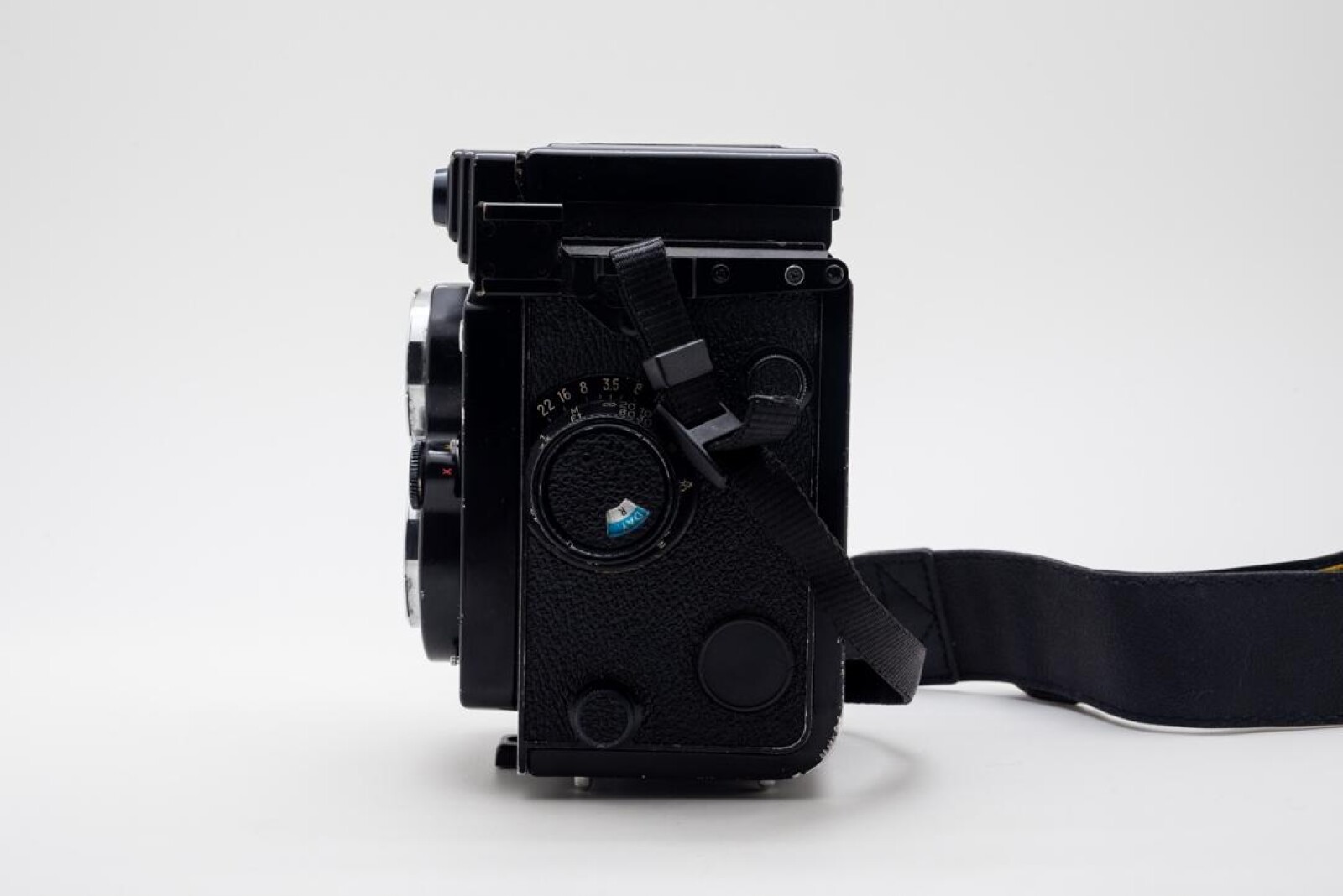Yashica MAT-124 G Argentique moyen format 6x6 - Photo 2 sur 5