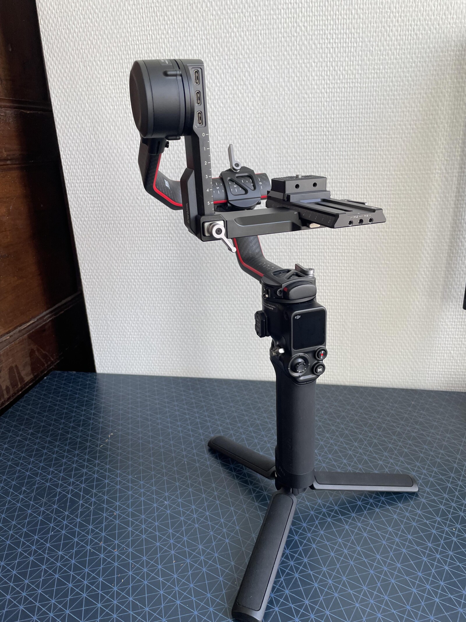 DJI Ronin RS2 Pro Combo - Photo 1 sur 4