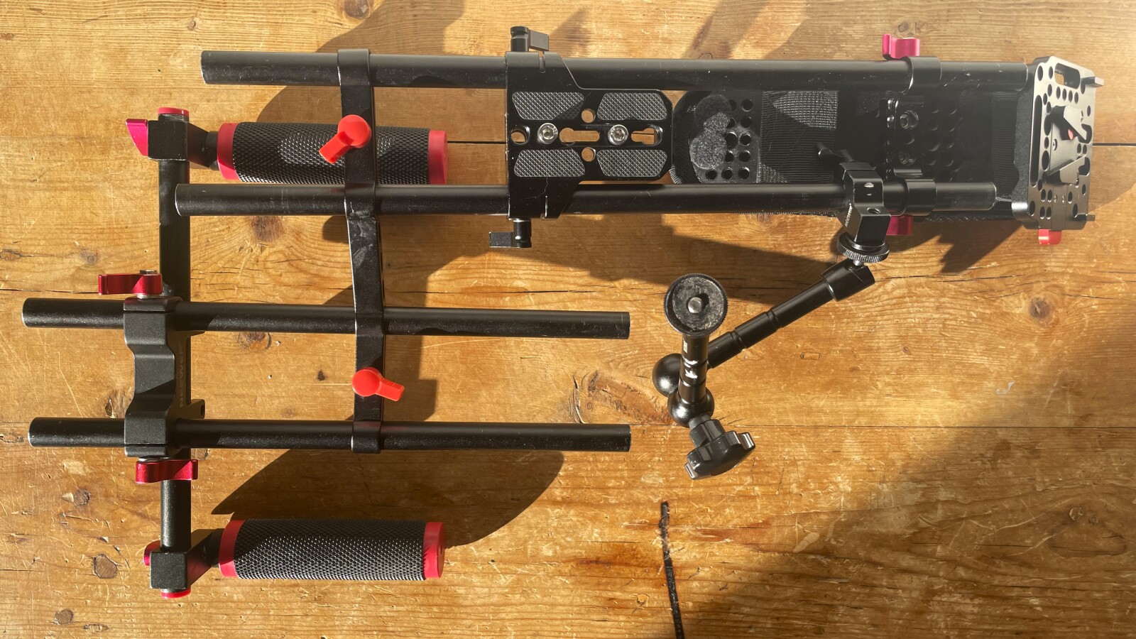 Neewer Rig épaule - Photo 1 sur 1