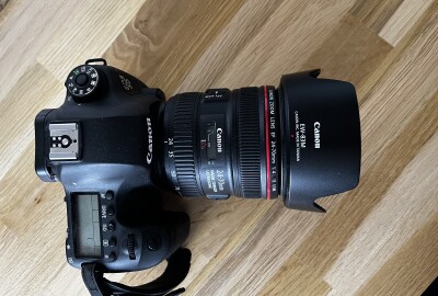 Location CANON 6D + 24-70mm f4 IS USM