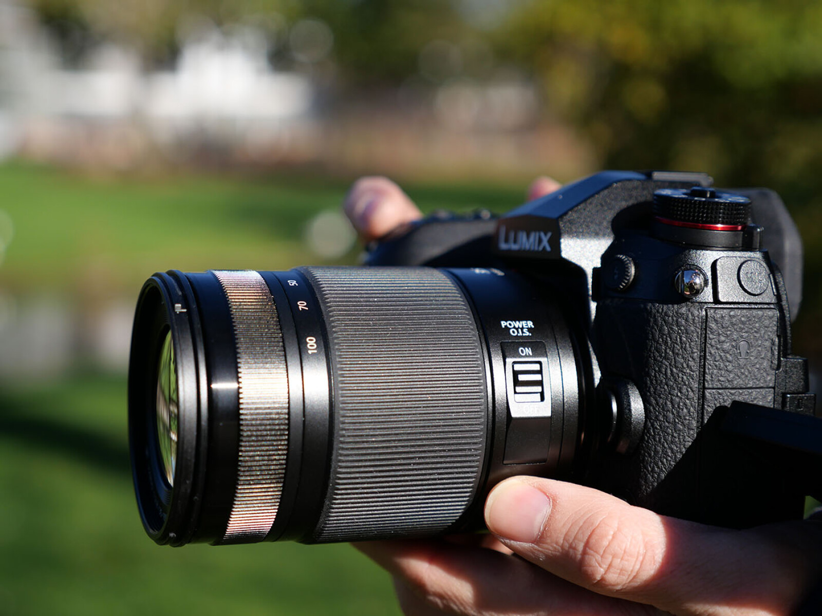 Panasonic PANASONIC 35-100mm f/2.8 Power OIS - Photo 2 sur 2