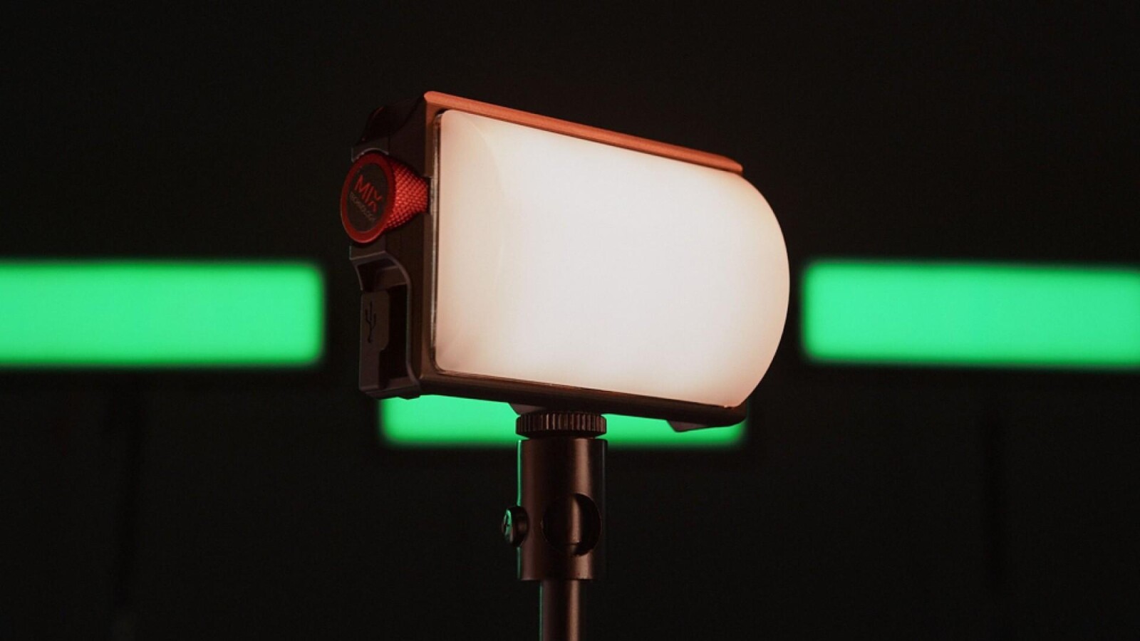 ROSCO DMG DASH POCKET LED KIT 14W - Photo 1 sur 4