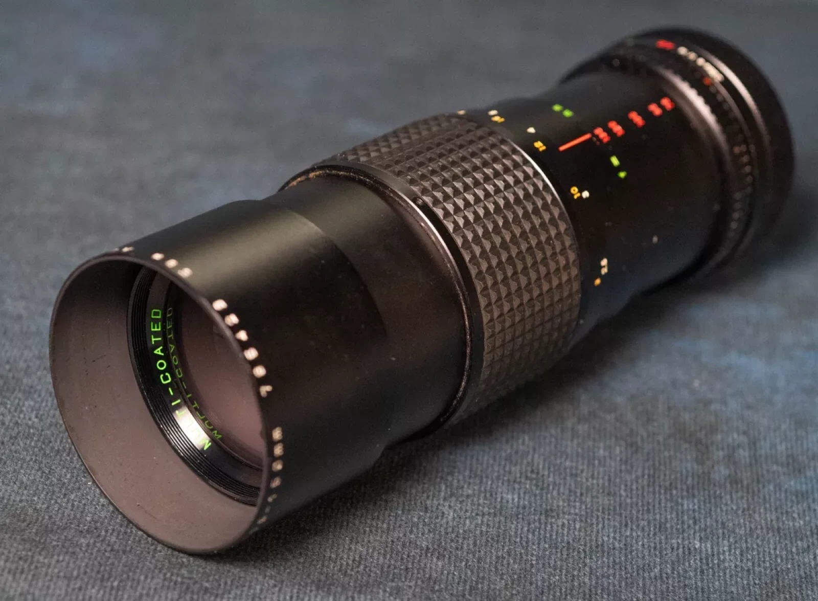 Makinon Zoom 75-150 F3.8 (EF) - Photo 1 sur 1