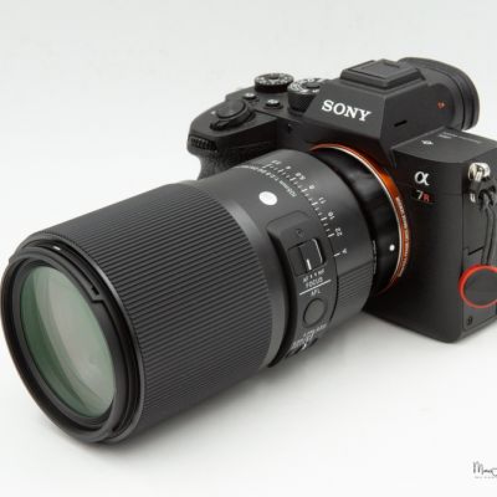 Sigma 105mm F2.8 DG DN MACRO Art FE - Photo 1 sur 4
