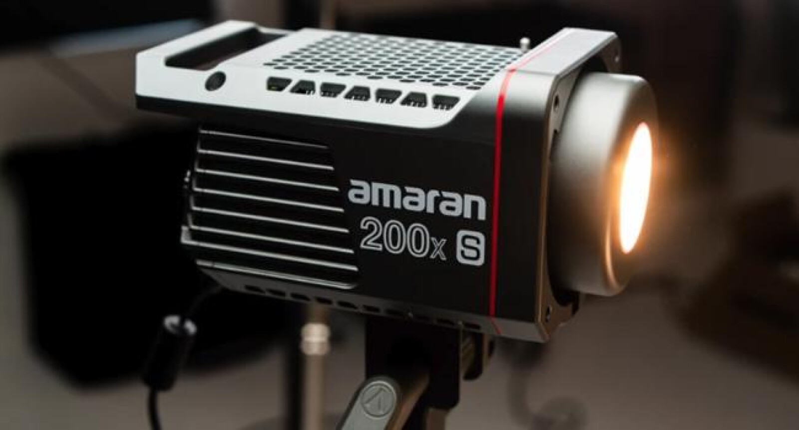 Amaran COB 200x - Photo 3 sur 4