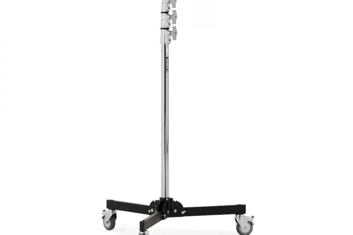 Location Avenger Pied moniteur pliable — A5033 - Lightyshare