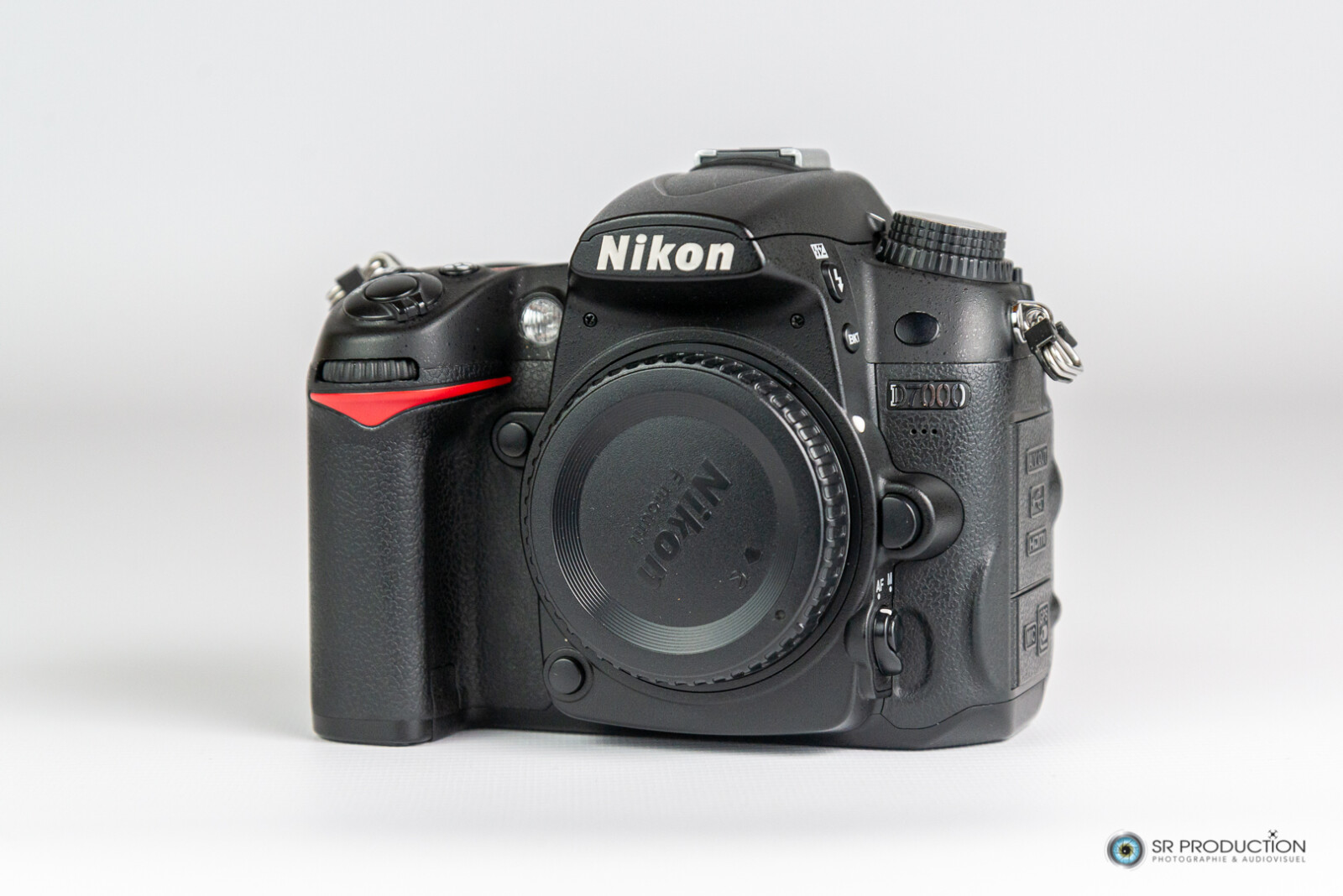 Appareil photo réflex apsc Nikon D7000 - Photo 1 sur 3
