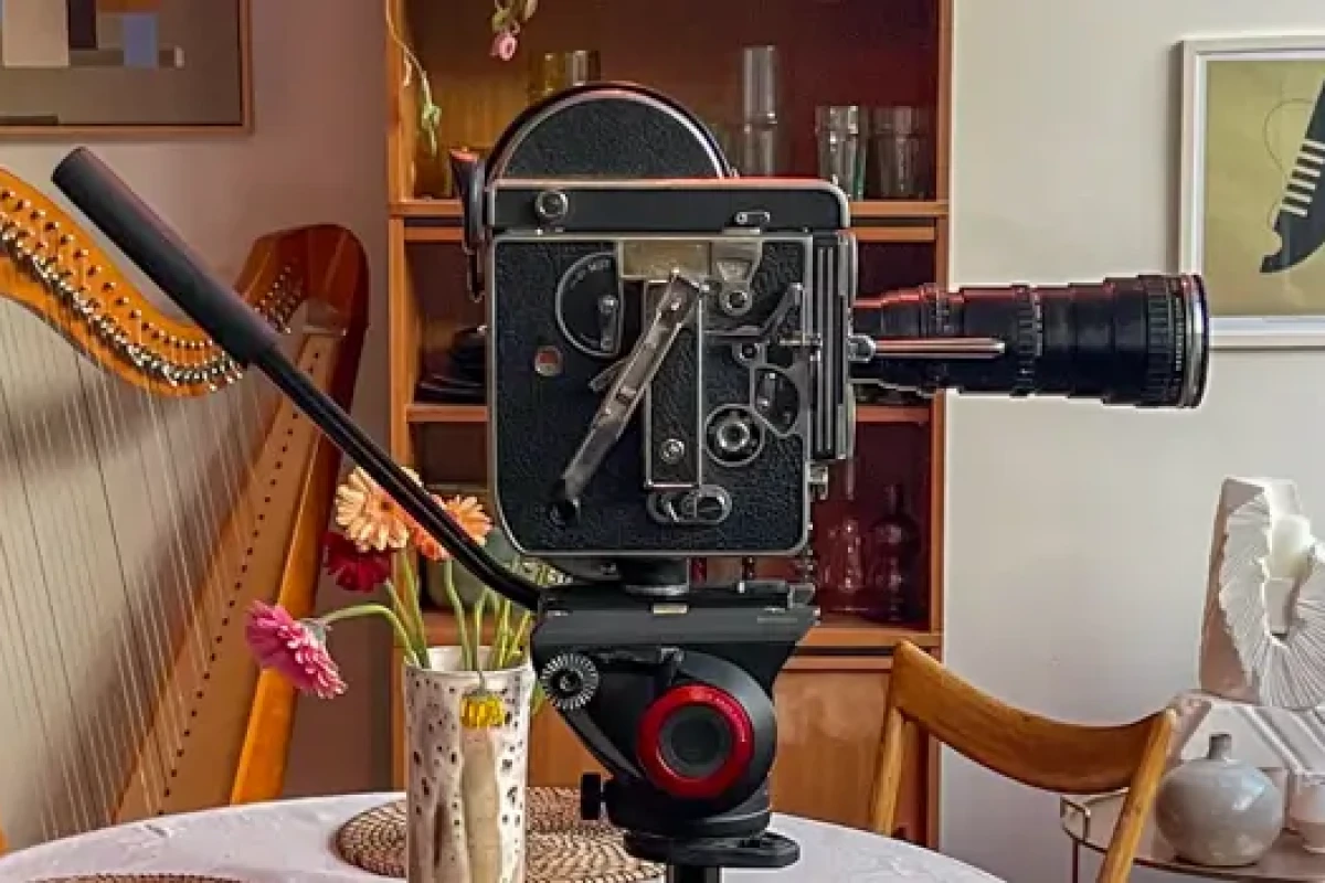 Location Bolex H16 - Lightyshare