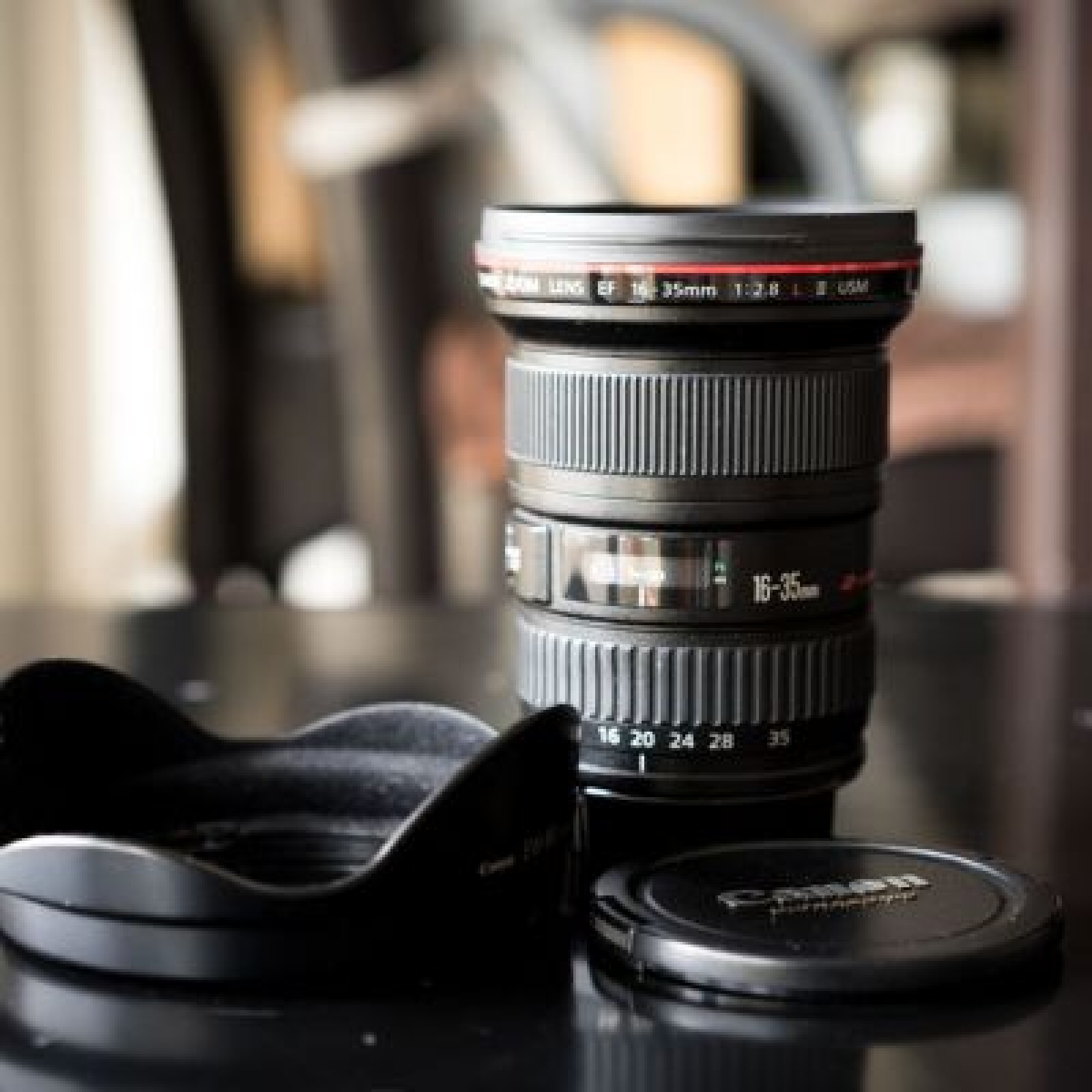 Canon EF 16-35mm f/2.8 L II USM - Photo 2 sur 2