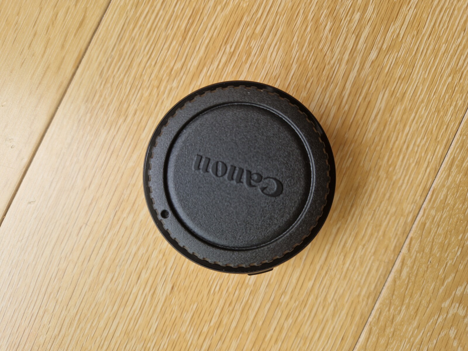 Sigma 28mm f1.4 DH HSM et bague d'adaptation EF-RF - Photo 3 sur 4