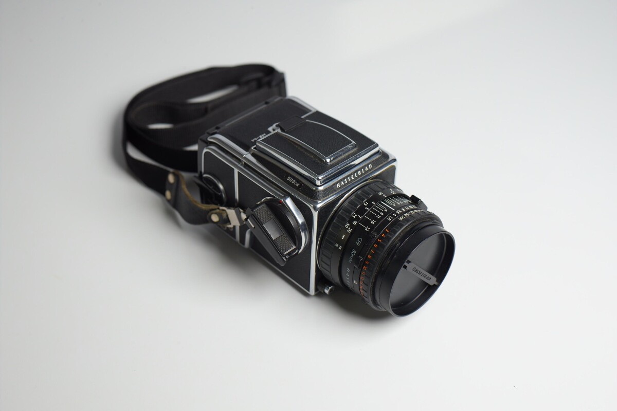 Location Hasselblad 503cw - Lightyshare