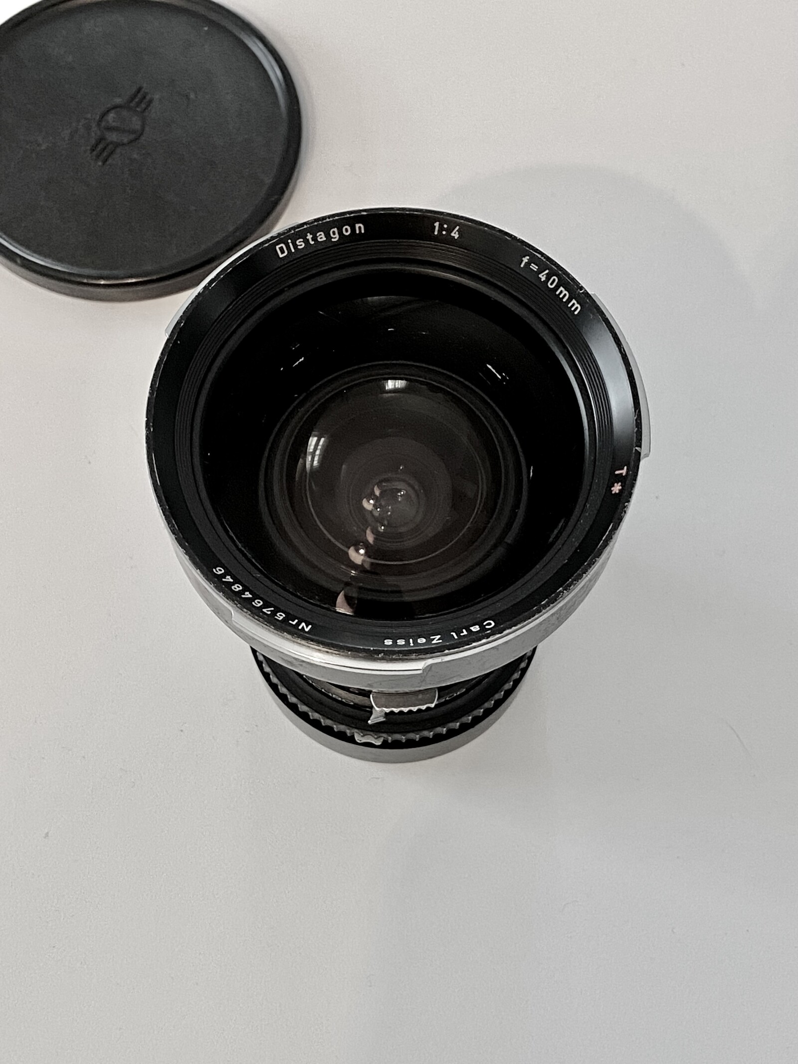 Hasselblad Zeiss Distagon 40mm T* f/4 - Photo 2 sur 3