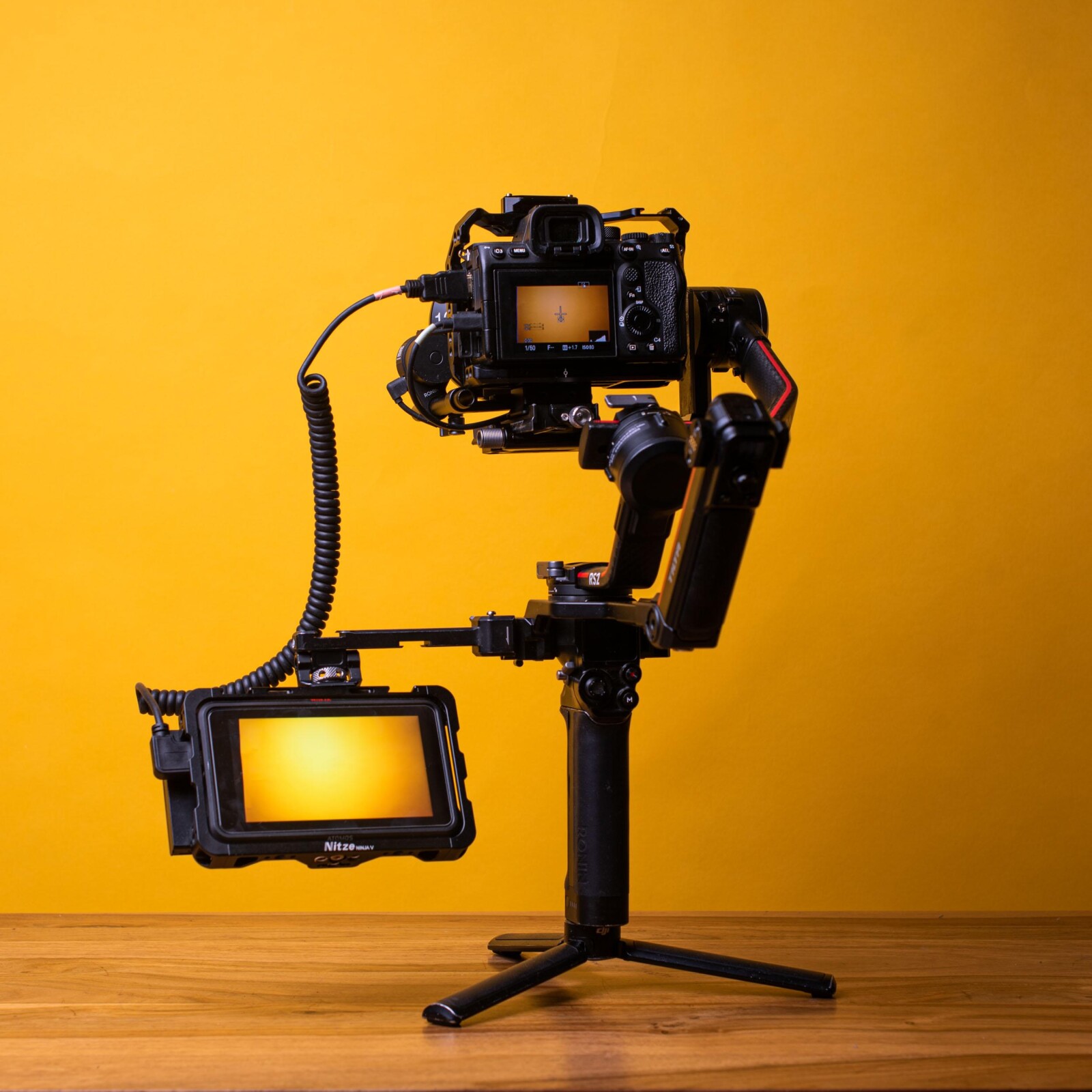 Kit Sony A7SIII + Ronin S2 + Atomos Ninja V + Tilta Control Handle - Photo 2 sur 2