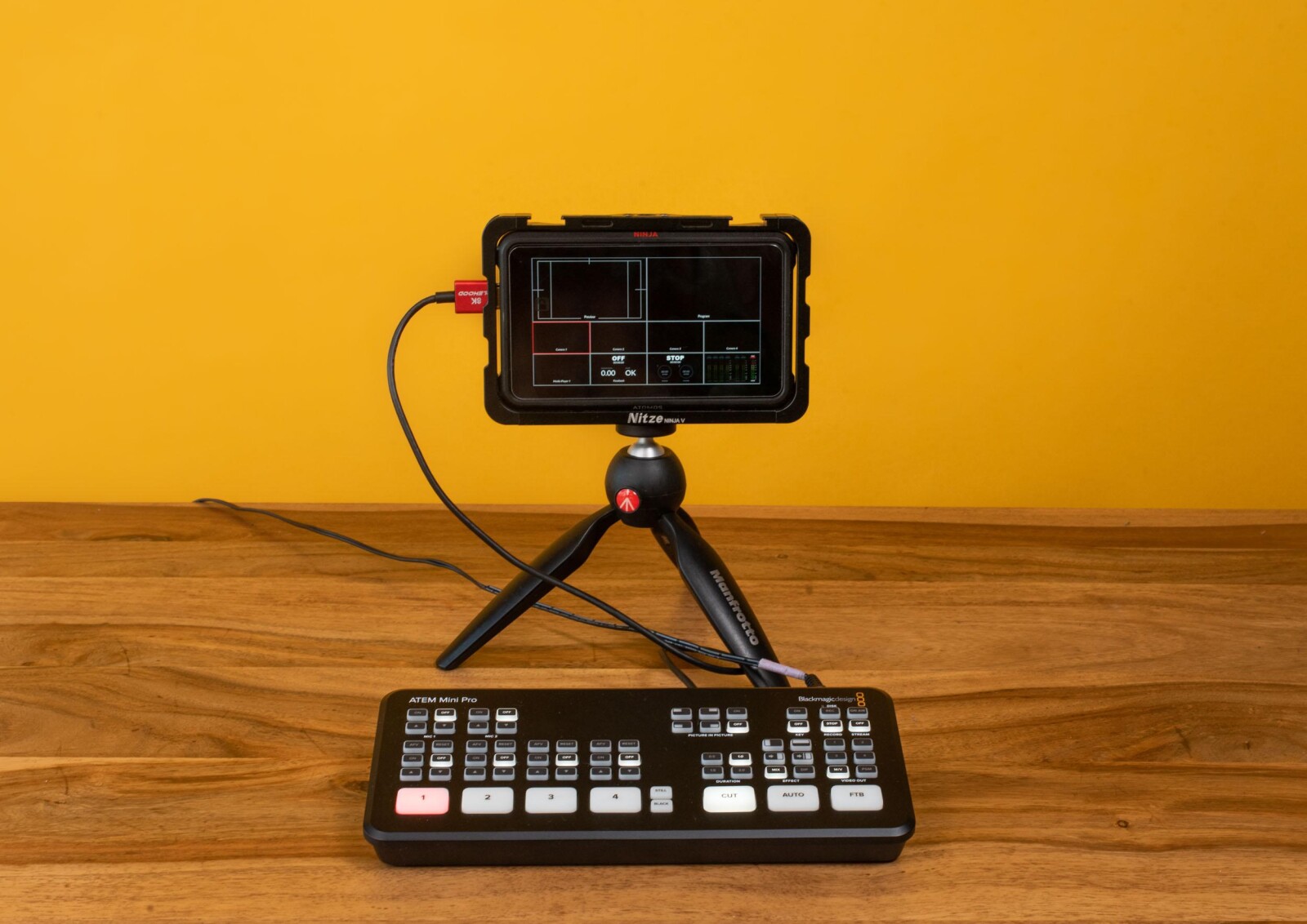 Kit Livestream - ATEM Mini Pro + Ninja V - Photo 1 sur 2