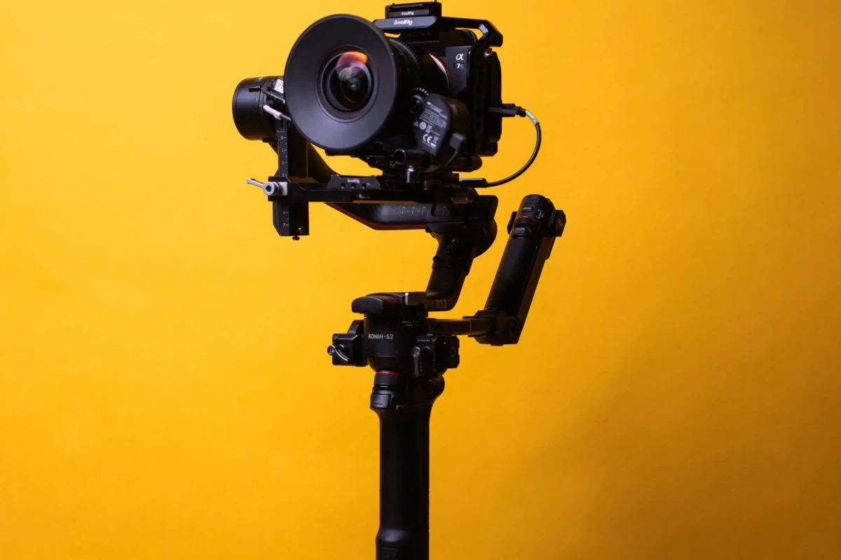 Rent Pack Sony A7S III Gimbal – 24-70 GM + DJI RS4 Pro - Lightyshare