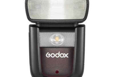 Rent Godox V860III S