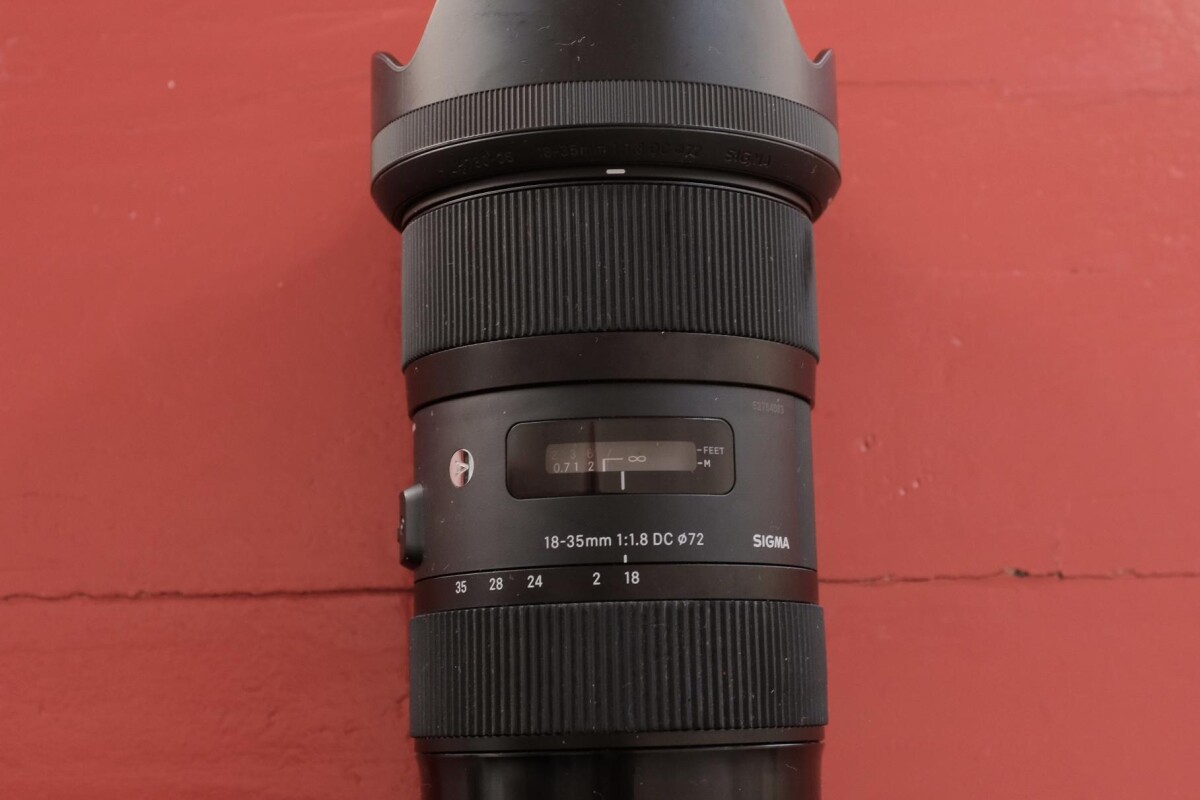 Location Sigma 18-35 T1.8 monture EF - Lightyshare
