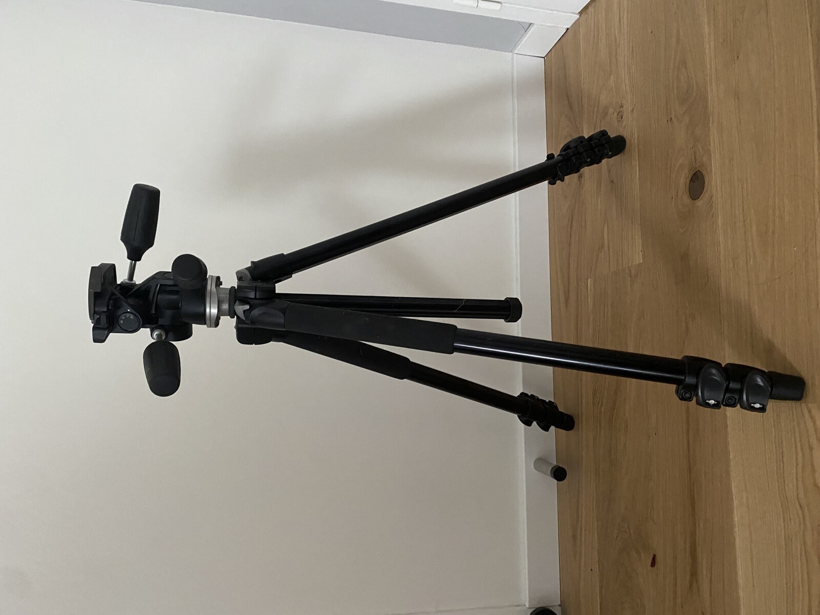 Trépied Manfrotto 290 xtra - Photo 1 sur 2
