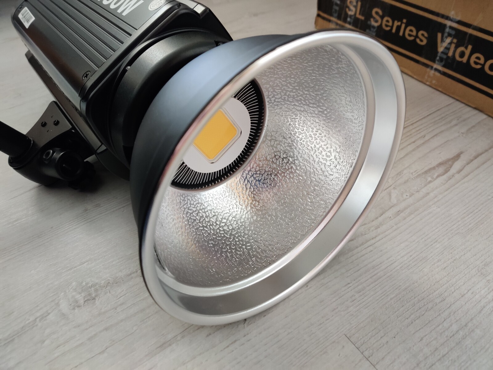 Lumière Godox SL 150W - Photo 2 sur 3
