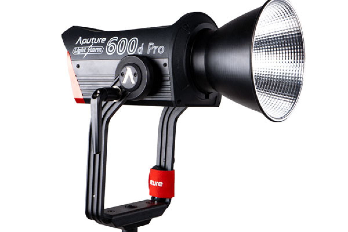 Location Aputure COB 600d pro - Lightyshare