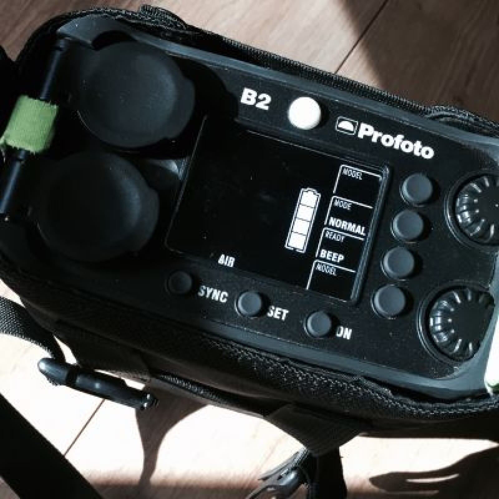 Kit Profoto B2 1 tête 1 bol, 1 pied, 2 batteries Air TTL Nikon - Photo 1 sur 4