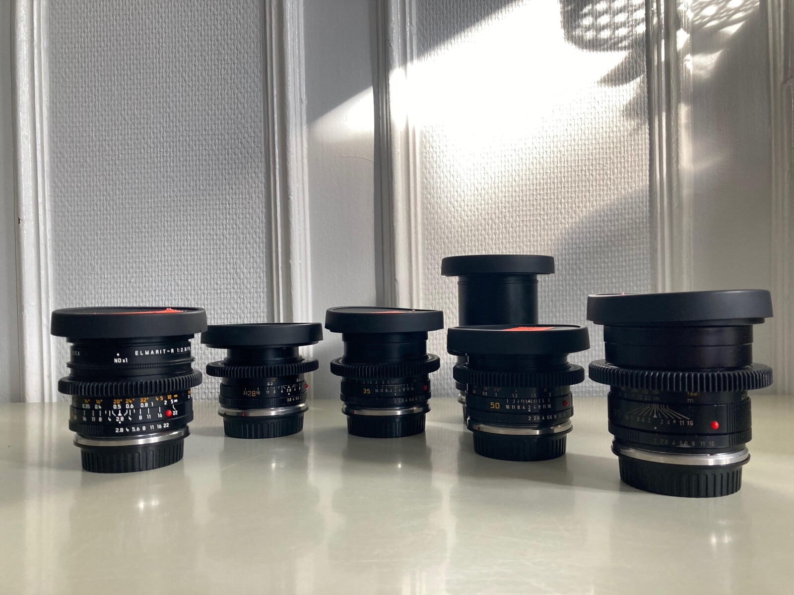 Série Optique Leica R (Monture EF) - Photo 1 sur 3