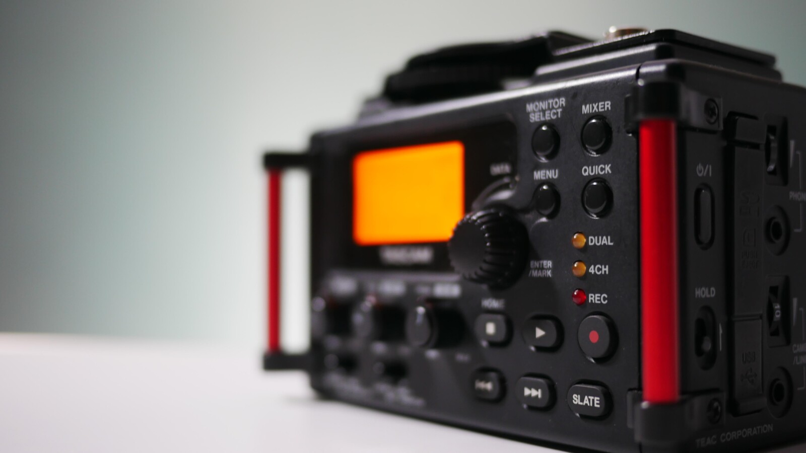 Enregistreur audio Tascam DR-60DMKII - Photo 1 sur 3