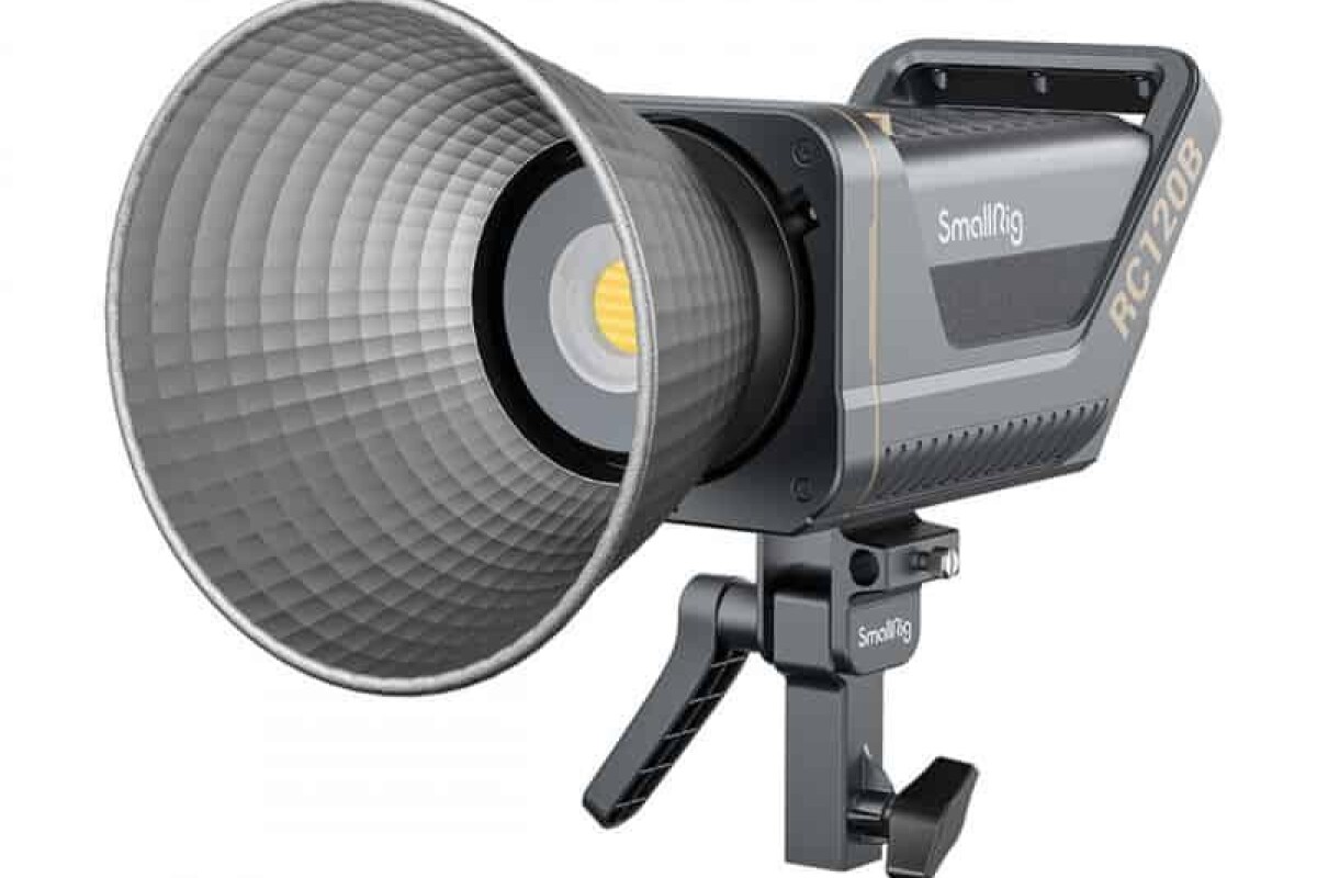 Location Projecteur LED Smallrig RC 120b + softbox + pied - Lightyshare